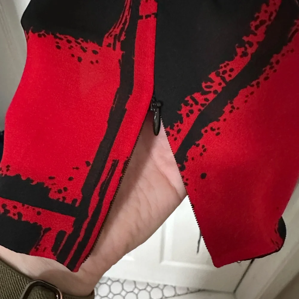 EUC! L.A.M.B. by Gwen Stefani Black & Red Graphic Dress, size L - Picture 7 of 10